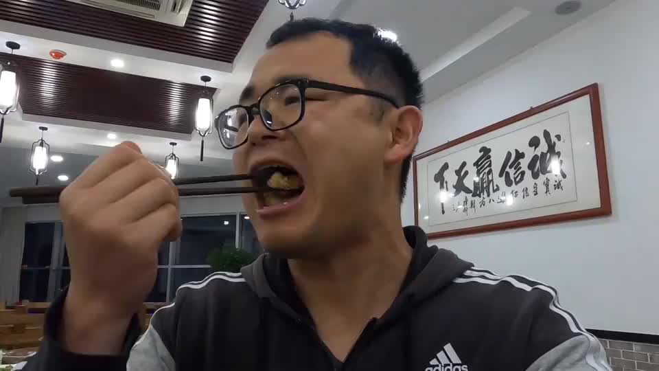 临沂喷香哥的家乡美食在县城就能吃到好吃不贵真过瘾