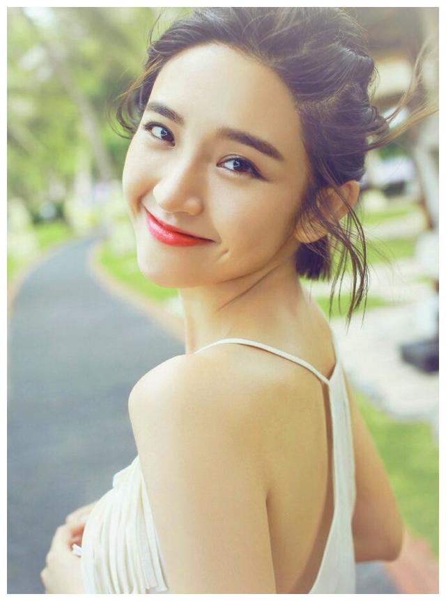 娱乐圈五大梨涡美女pk五大酒窝美女,黎姿惊艳,林心如职业装__财经头条