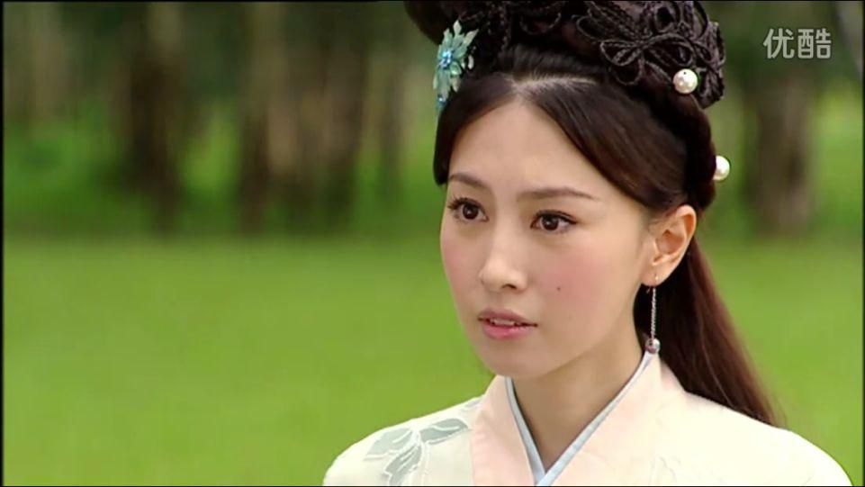 jj贾晓晨亮相女儿生日会气质出众美出新高度