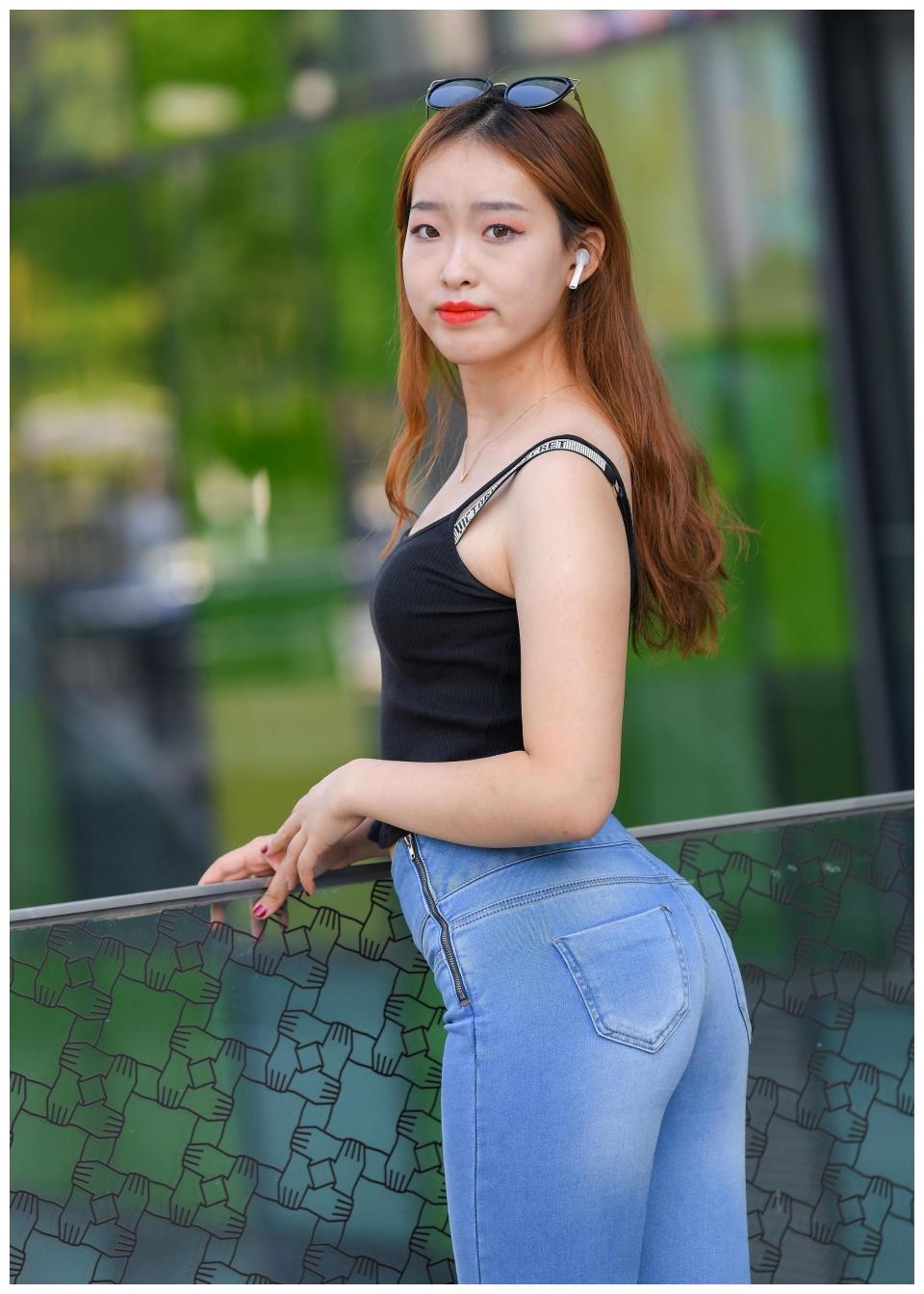 30岁以后的女人才有的奢华感温柔如水优雅女人更能水滴石穿