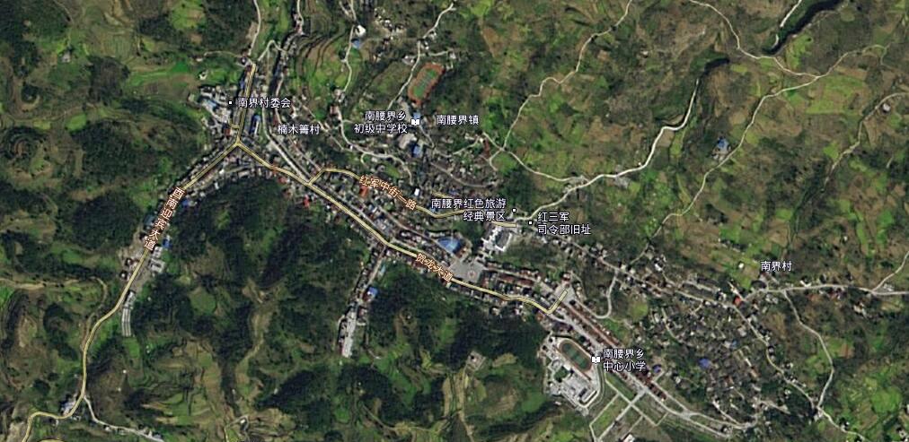 重庆酉阳县最南边的镇,伸入贵州版图,被贵州三面包围