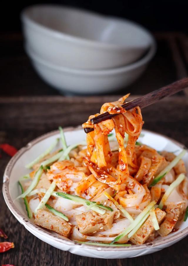 在家自制凉皮简单美味