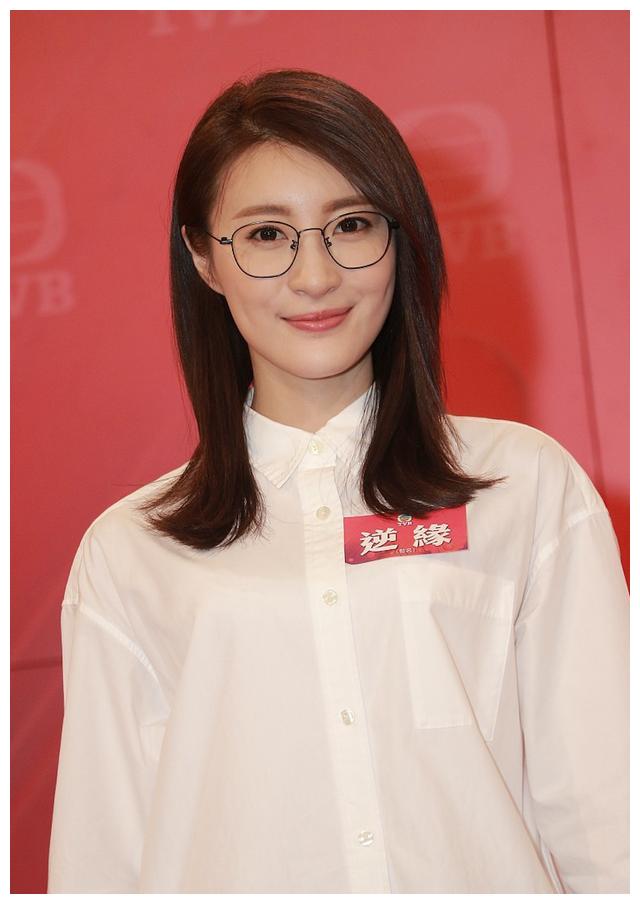 林峰32岁堂妹林夏薇13家食肆月亏百万不裁员,获丈夫体谅暂缓生育