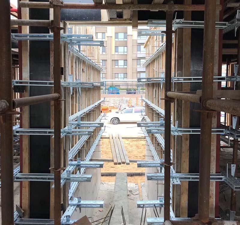 建筑新型剪力墙模板支撑