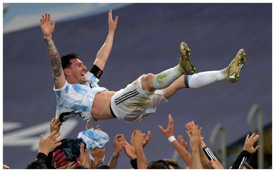 数据6:梅西在这届比赛合计完成了36次成功过人,在突破方面,他比内马尔