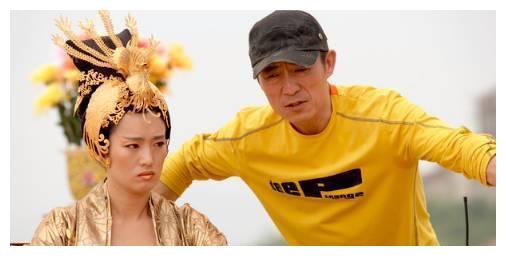 巩俐和张艺谋的罕见合影眼睛里都是星星张艺谋是她唯一的爱情