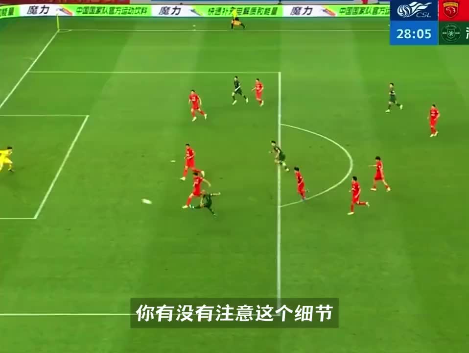 王钰栋这媚眼一抛，真相了：还得抱紧“米大腿”！