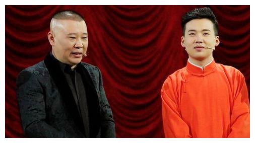 都将儿子捧成明星,她却拒绝给儿子铺路,无奈儿子靠演傻子走红休闲区蓝鸢梦想 - Www.slyday.coM 都将儿子捧成明星,她却拒绝给儿子铺路,无奈儿子靠演傻子走红休闲区蓝鸢梦想 - Www.slyday.coM