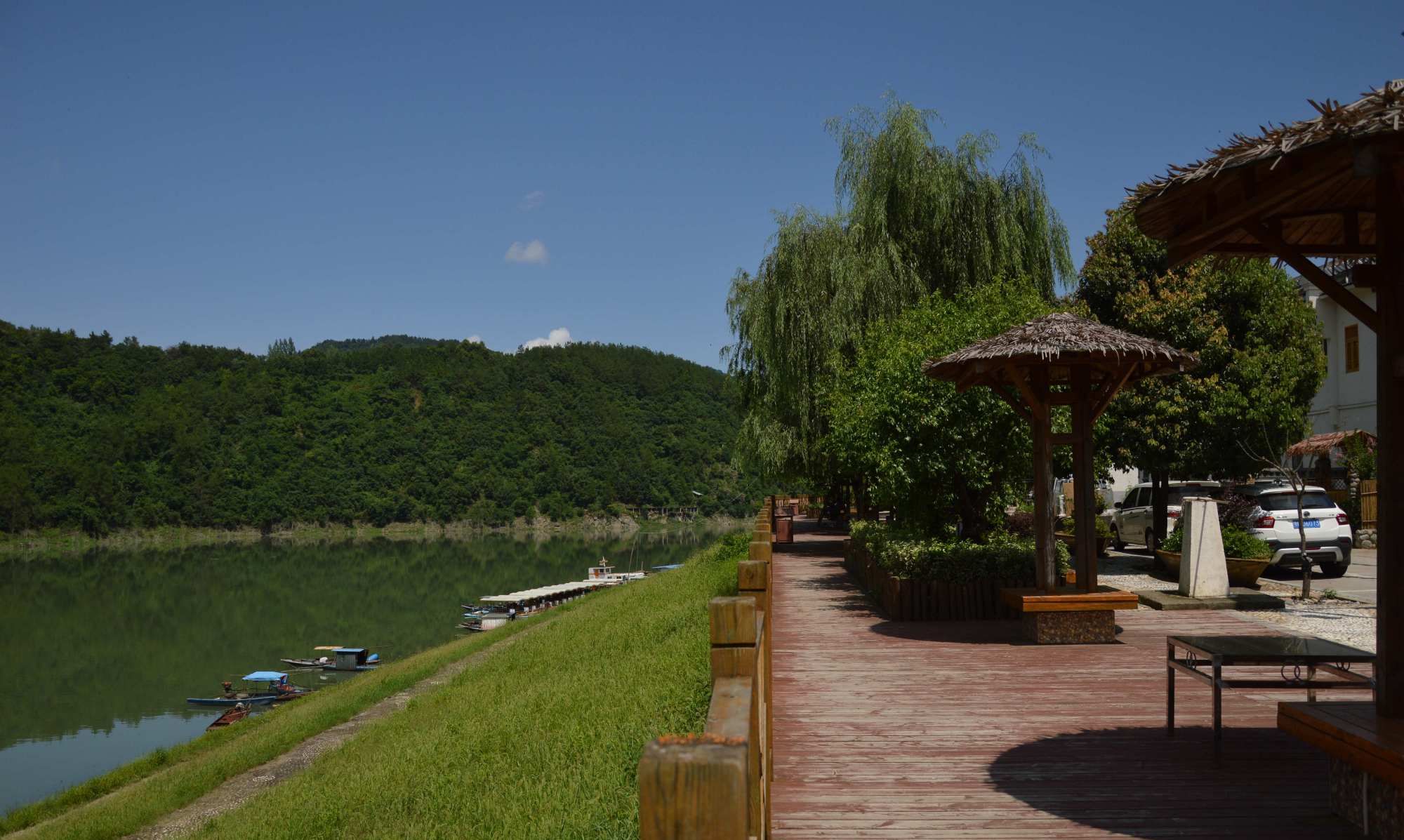 堵河方滩月亮湖美景赏析