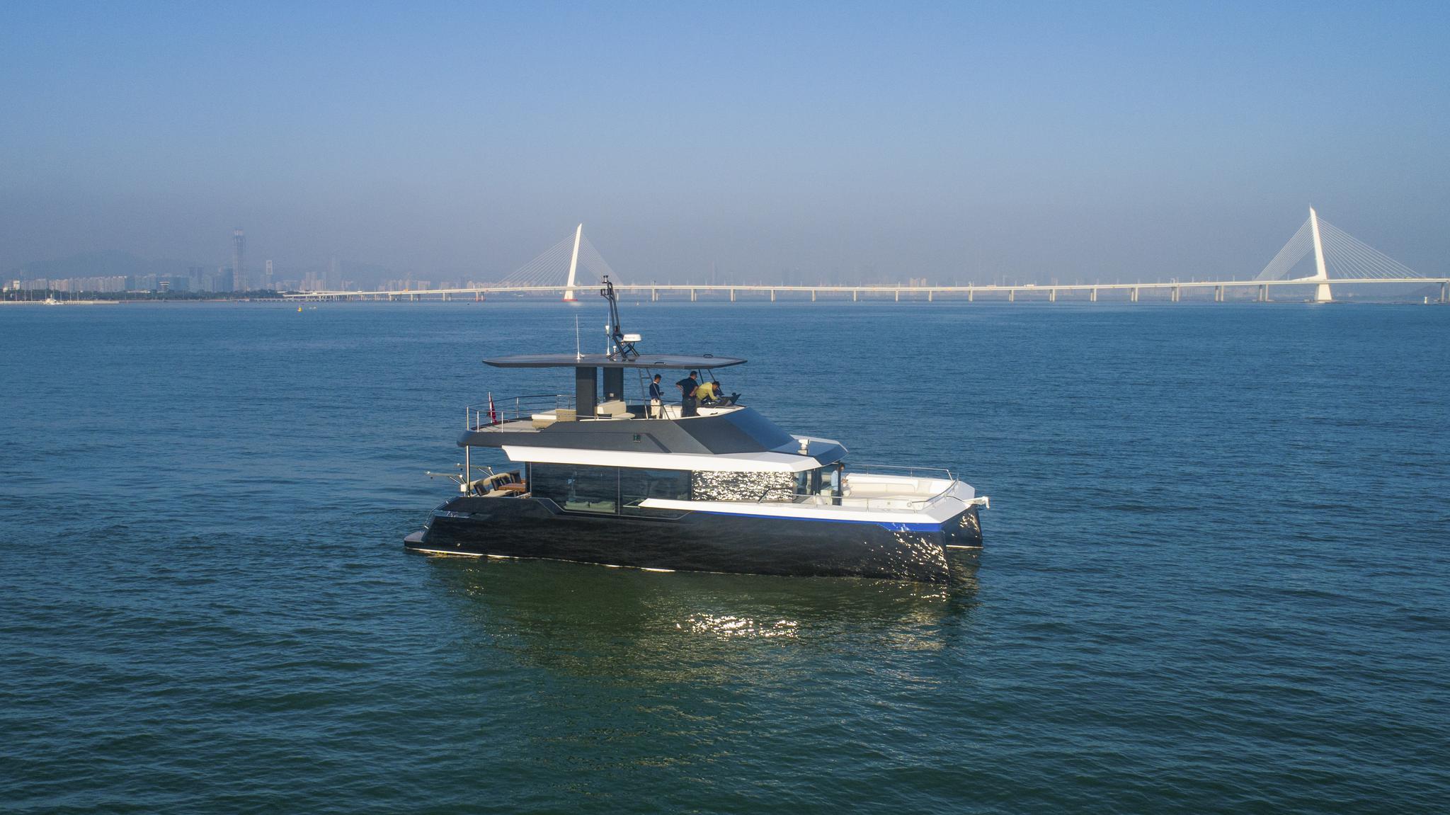 "空间之王",满足不同场景和需求的莫阿娜moana 52双体动力艇