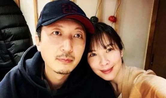 视后天心罕见现身，为大S婚姻提建议，同样曾闪婚<a href=