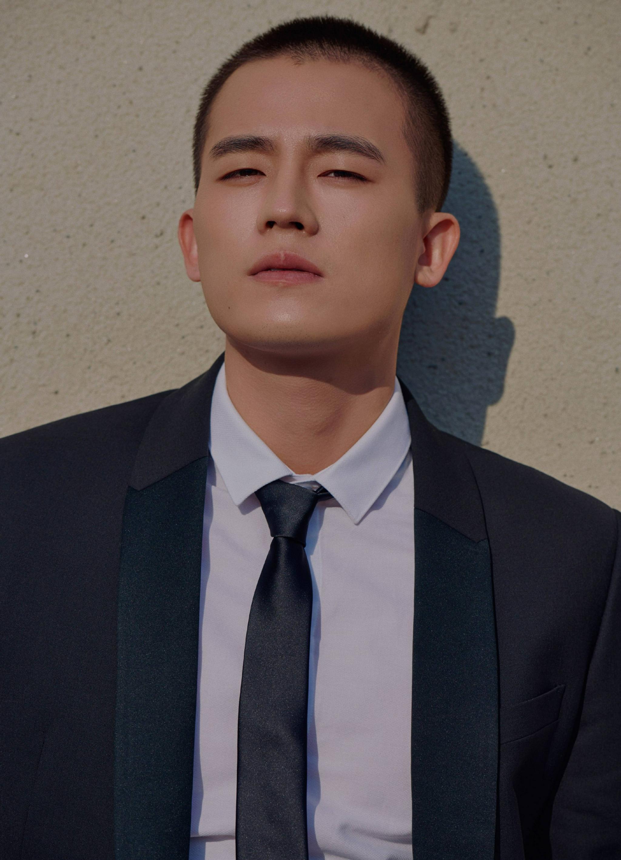 荷尔蒙爆棚的寸头男演员:千玺复古,张一山痞帅,谢静意料之外|寸头|谢