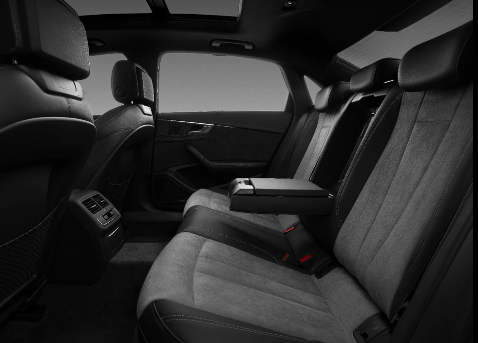 奥迪a4l充满未来感的科技座舱中,必不可少的便是奥迪虚拟座舱增强版