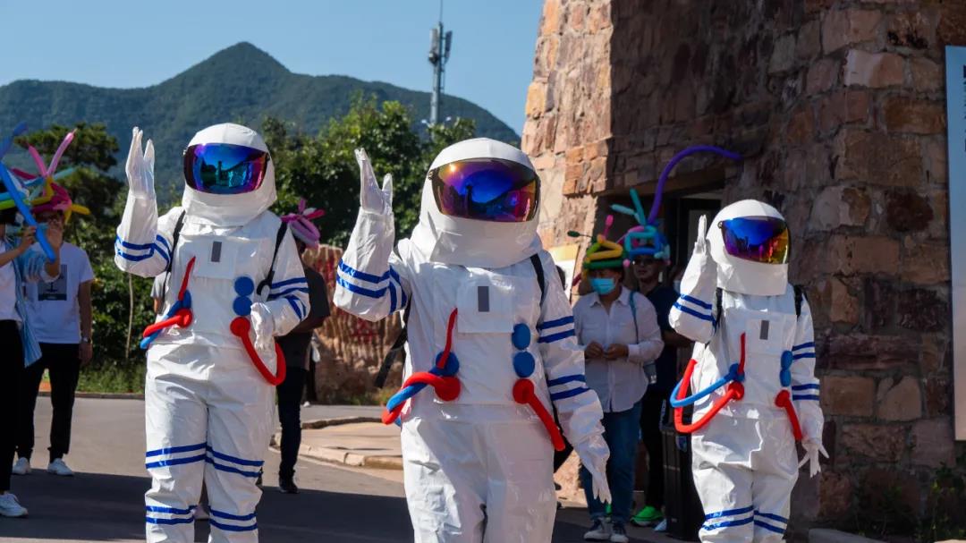 来九峰山这么玩，轻松霸占你的朋友圈C位！休闲区蓝鸢梦想 - Www.slyday.coM