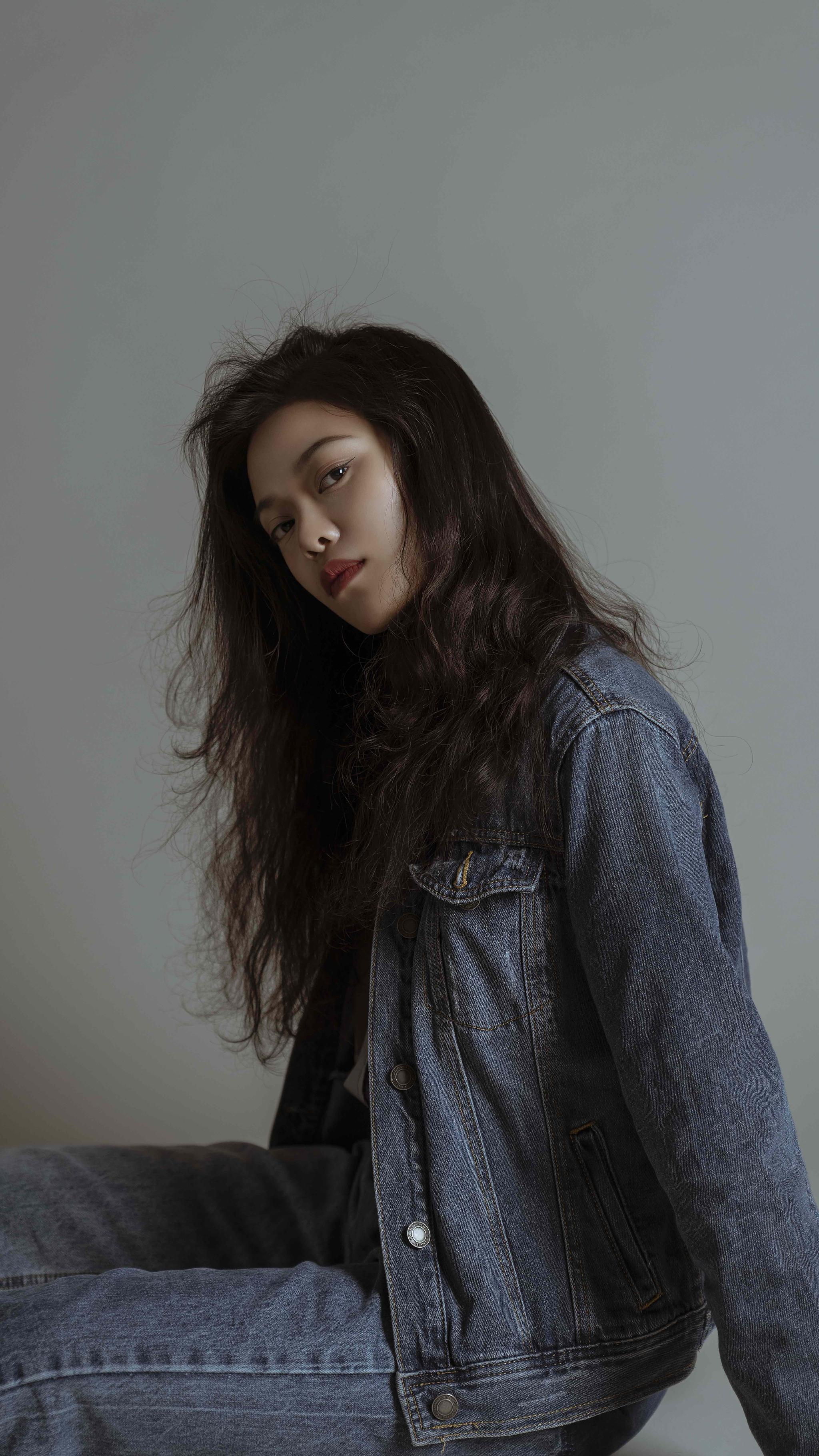 李雅全新单曲《成年人》上线 唱出内心世界的挣扎