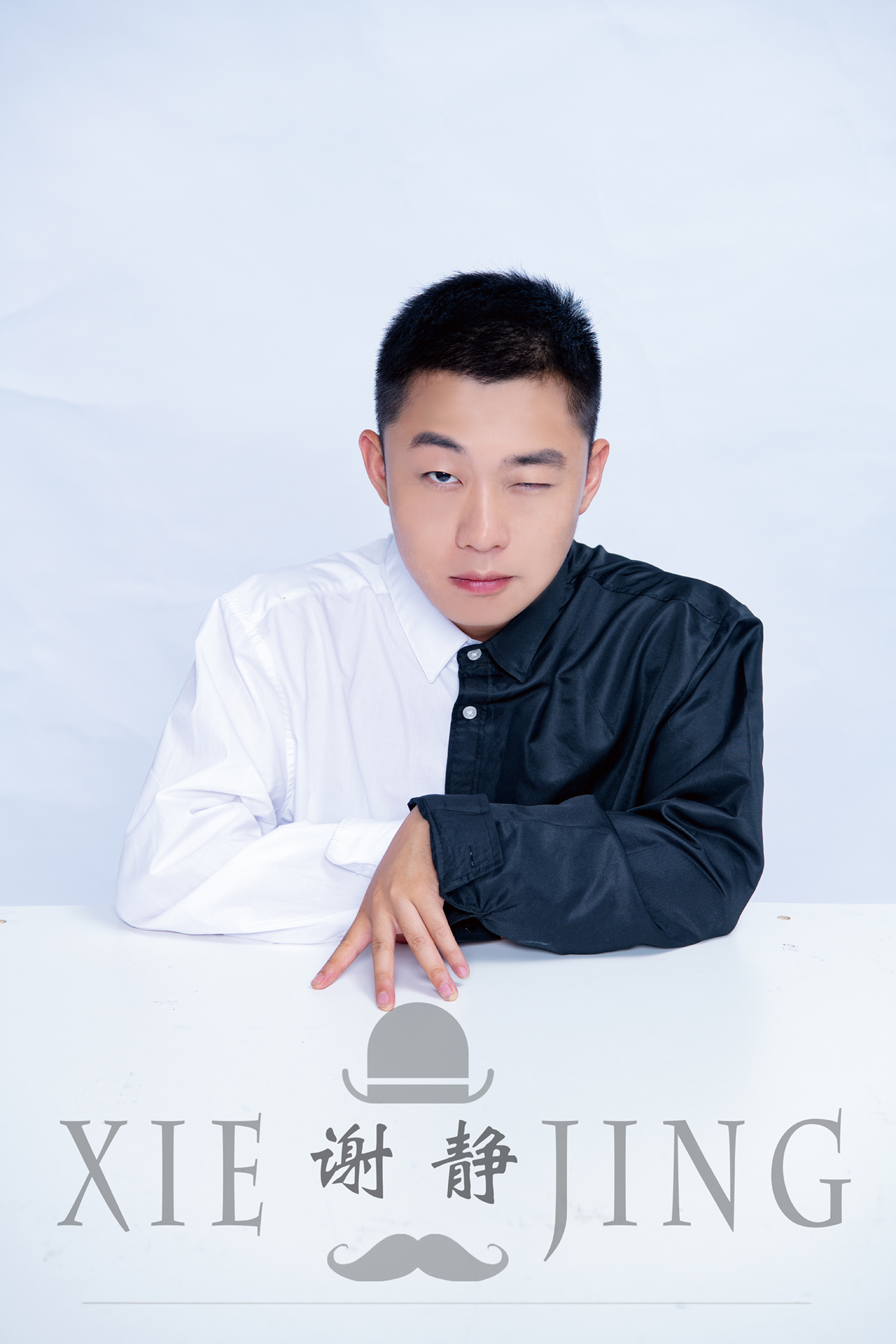 演员谢静最新黑白质感风写真曝光,眼神流转间,即是一场大戏