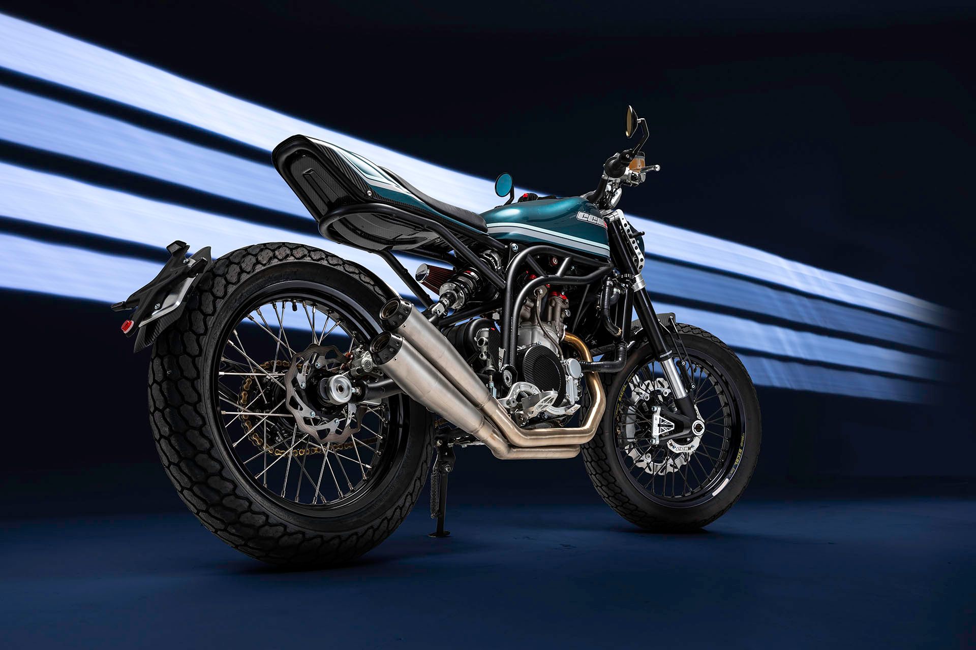 600cc,55匹马力,英国的小厂classic tracker海外发布-新浪汽车