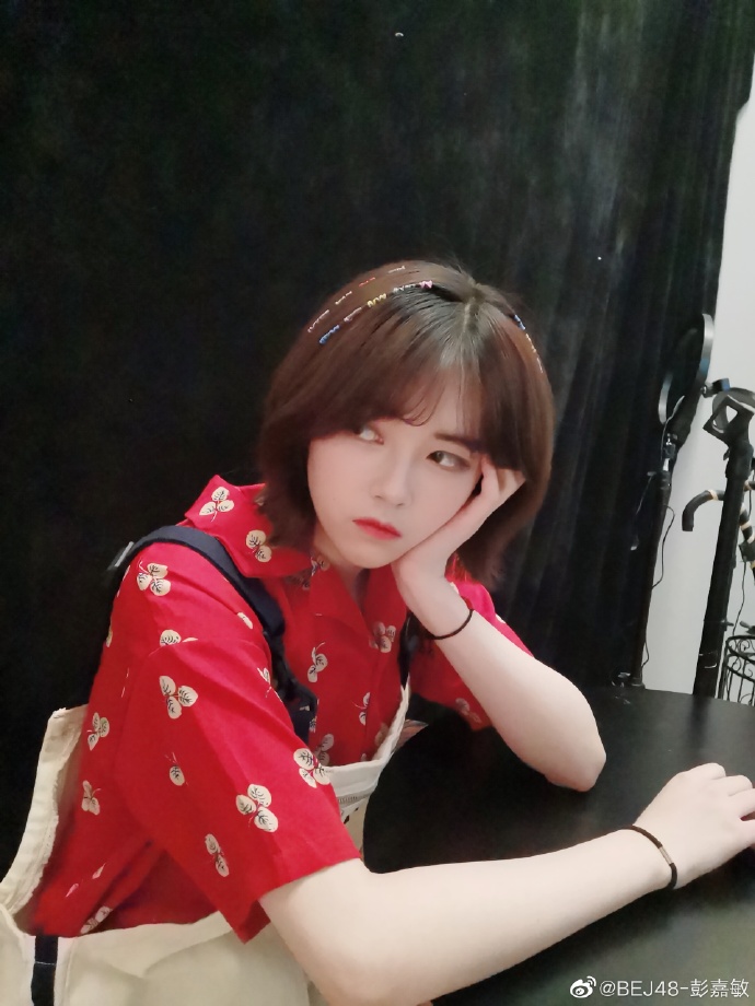 偶像美少女bej48-彭嘉敏迷人可爱美照