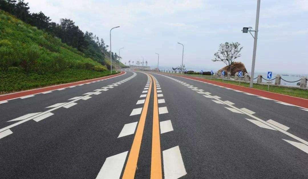 马路上画的各种线 交通路面标线图解