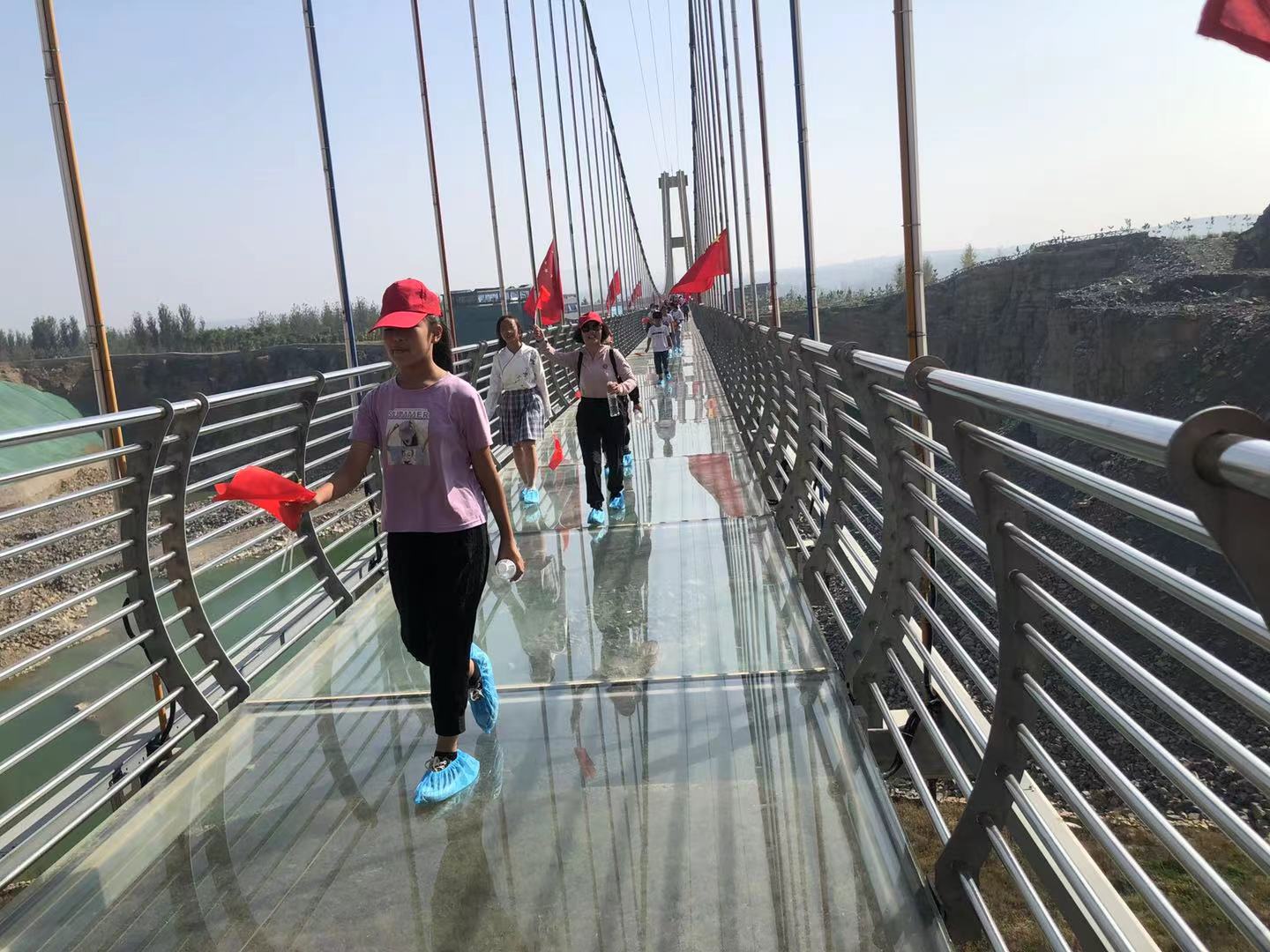 山东卧虎山田园旅游区国庆助力孤贫儿童