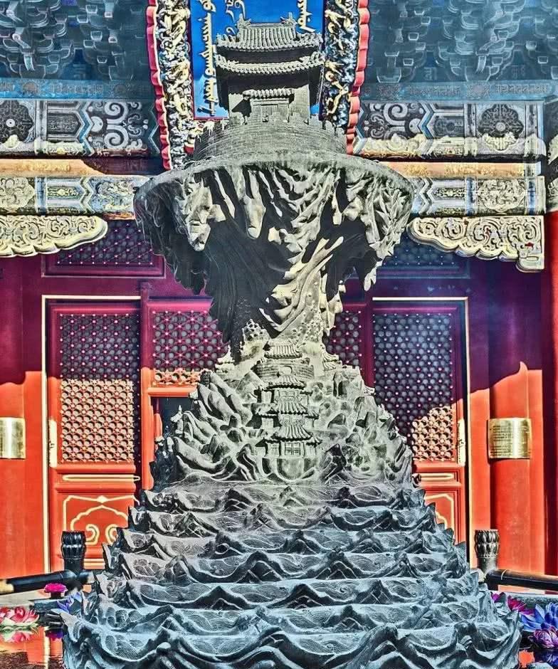 雍和宫是你来北京一定不能错过的景点,来沾沾乾隆出生地的喜气