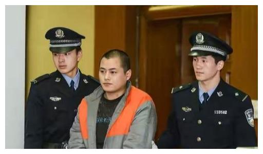 歌手付丽裸身惨死在出租屋年仅30岁快递员出逃河北终落网