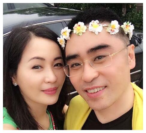 结语离婚这件事彻底让陈冰把自己的路人缘败光了,人气也慢慢下降,没有