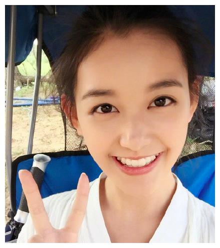 今年娱乐圈的20不惑,你最看好2000年出生的哪位明星?