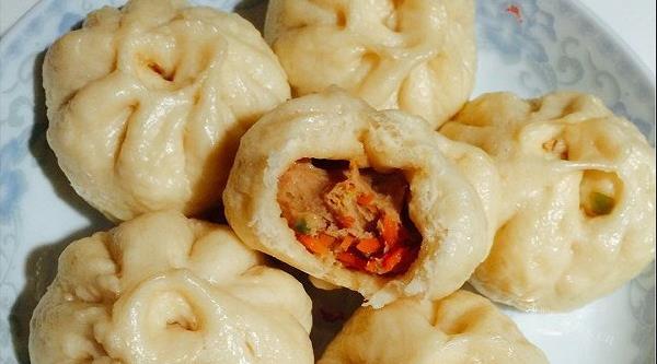 冬季吃萝卜正当时教你花样包萝卜丝包子皮薄馅大解馋管饱