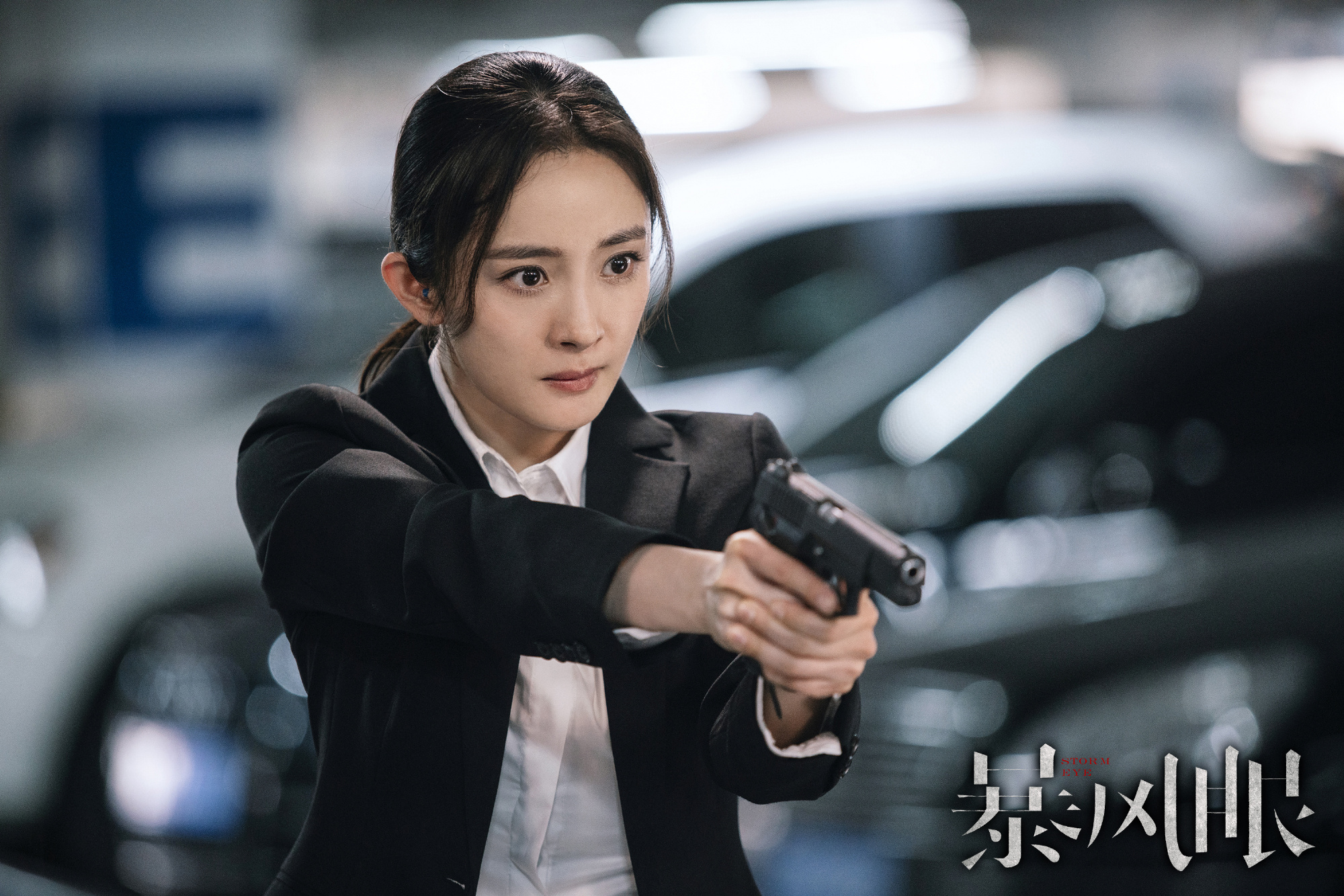 杨幂的漫画腰绝了趴在地上拍瑜伽照身材凹凸有致让人羡慕