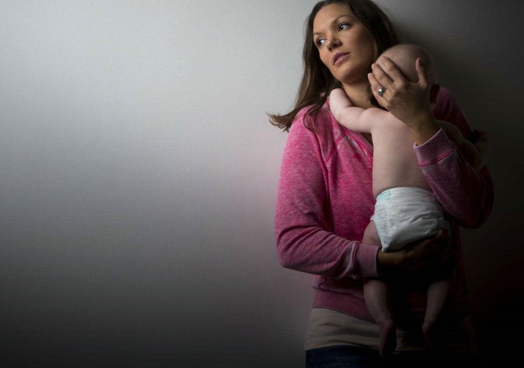 收入多少，你才敢放心当全职妈妈？现实答案还挺戳心窝子休闲区蓝鸢梦想 - Www.slyday.coM