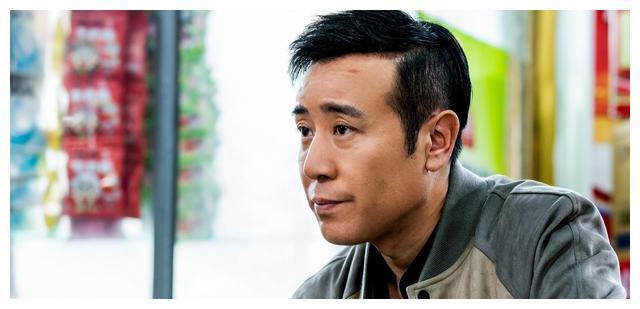 在最近的故事进展里,于和伟扮演的冯森,已经逐渐摸到了案件真相,韩雪