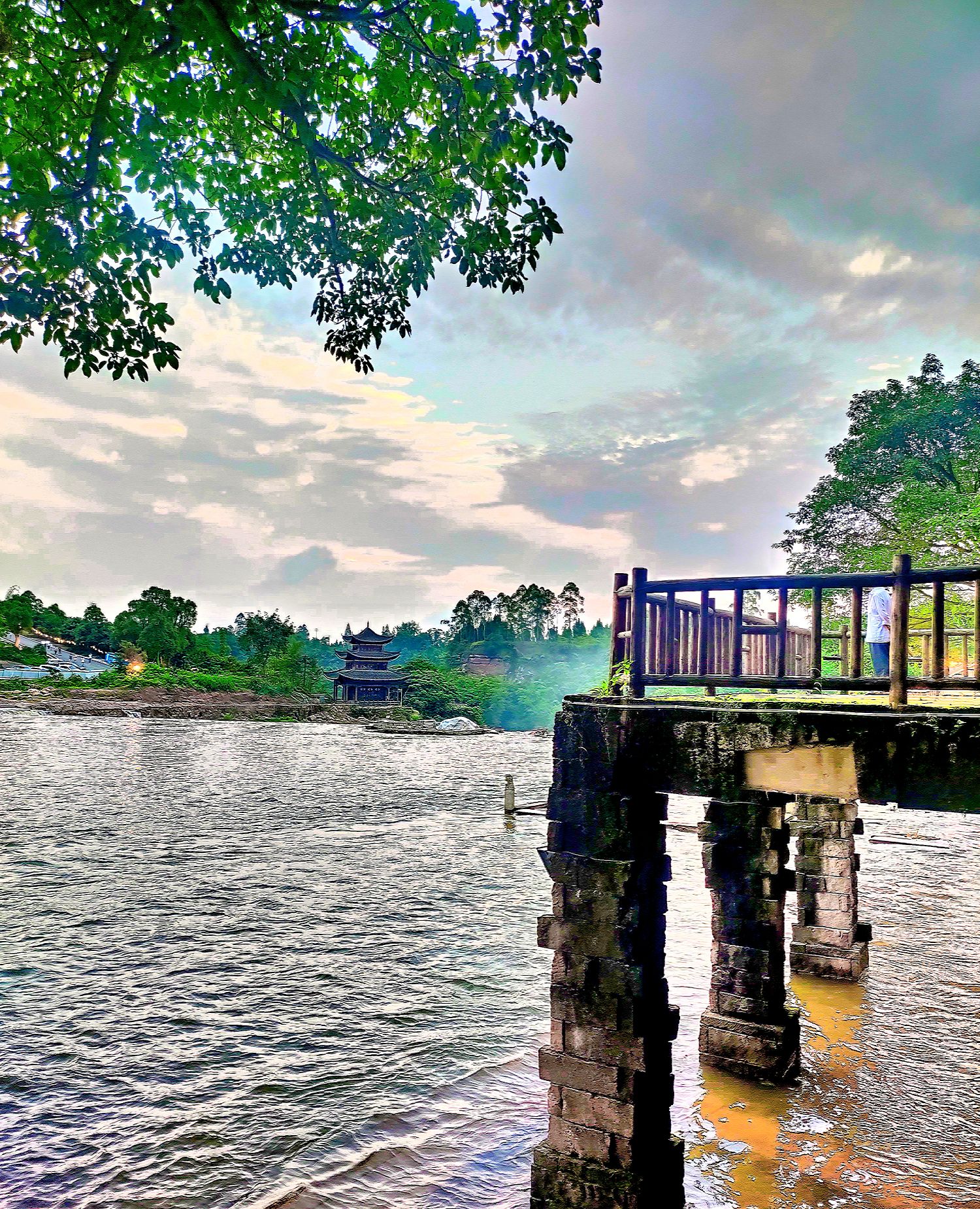 广安乐活城夜景,瀑布,杠杠的