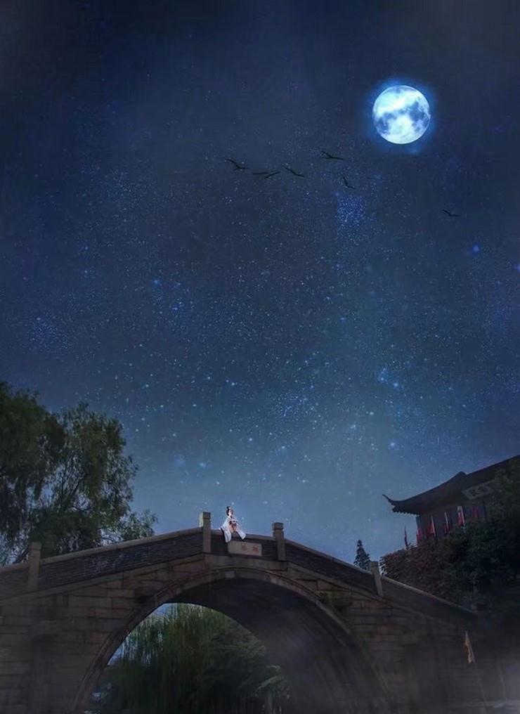 古风诗文月夜乌啼黄小扇墨色青山暗灯下流光玉瘦清香善