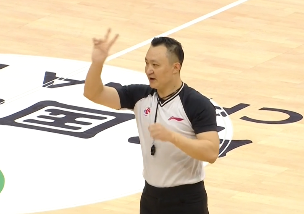 进步了闫军违体改判马布里一脸不可思议