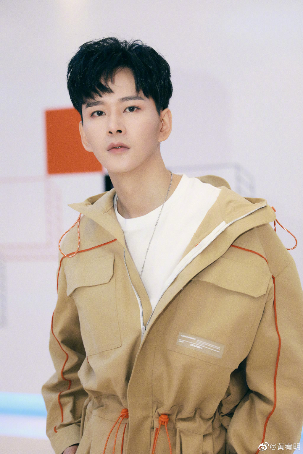 帅哥黄宥明潮流时尚写真_高清图集_新浪网