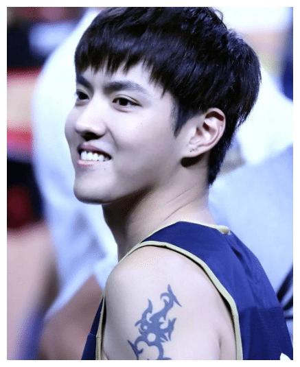 有纹身不能上节目?林心如贴创可贴,鹿晗遮挡,吴尊简单粗暴