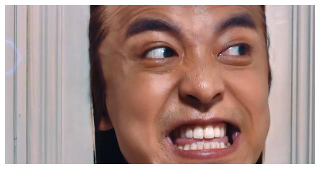 发现这些小细节之后,真的懵了,虽说张伟一直是个很搞笑的人,但他的