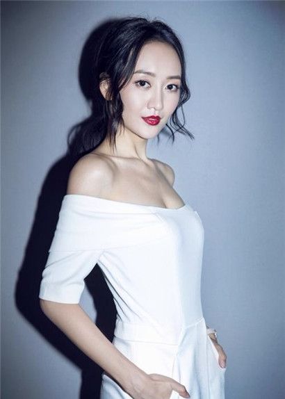 王鸥:长相温润甜美,又充满灵气,拥有一双令人羡慕的大长腿