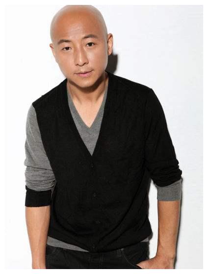 前零点乐队主唱,因为演了"吴天"之后变了