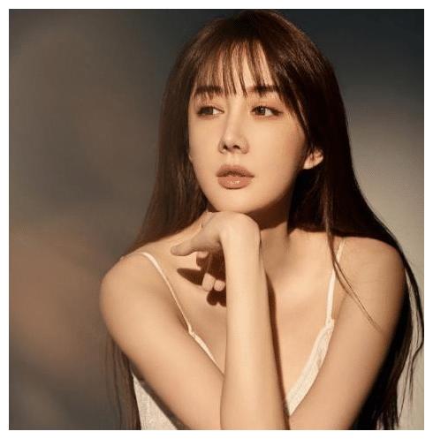 不过在前几年文梦洋短长常受朋友们迎接的,由于文梦洋已经是出演了