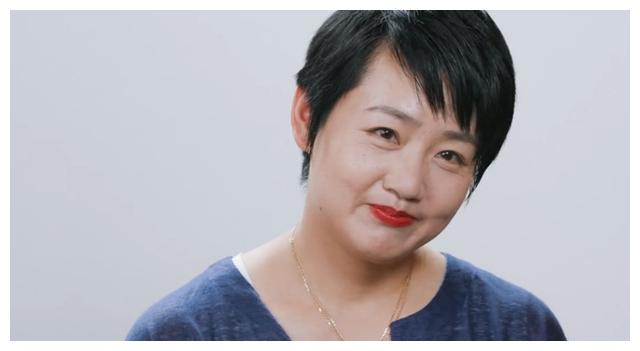 白慧明的镜头一亮出来的时候,弹幕都是网友惊呆的评论,因为大家没想到