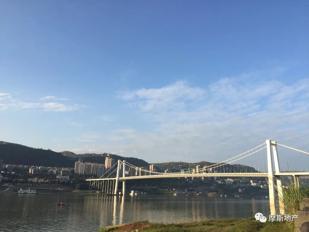 “红档”央企中交地产:规模狂奔利润却失色__财经头条