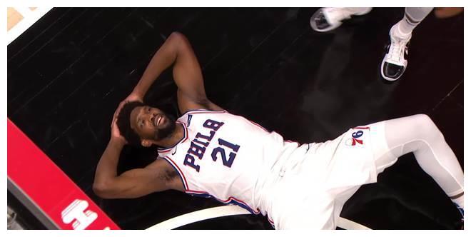 3.5亿组合拉胯,今天连场都上不了…大帝单节4分4板4失误直接躺平