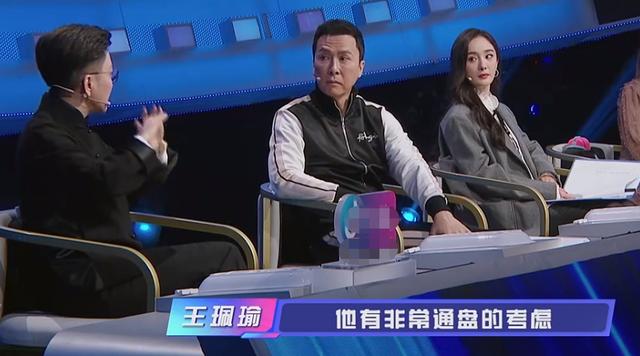 央视镜头不愧是照妖镜看看杨幂和甄子丹的华彩少年