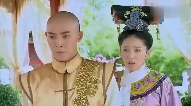 还珠格格欣荣故意耍坏离间永琪和小燕子,小燕子转身离开