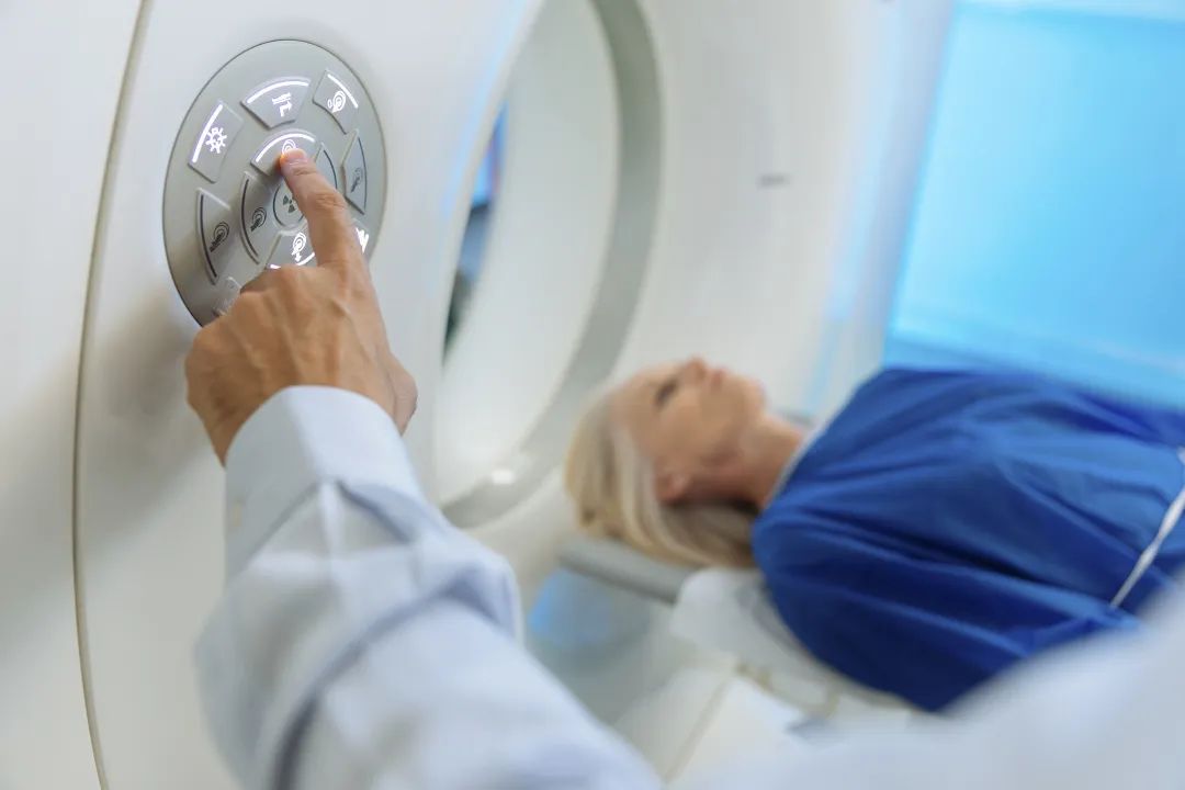 发现肿瘤就要化疗？带你了解5种肿瘤治疗方法|淋巴瘤|癌细胞|肿瘤_新浪新闻