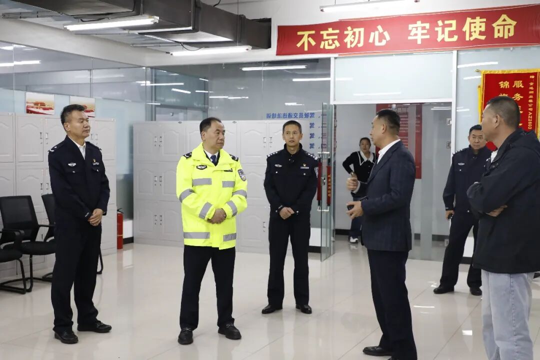 服务企业助民生 长春交警走访出租网约车企业筑牢文明交通防线