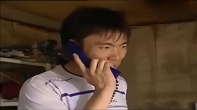 招弟来工地找大壮,没几分钟俩人就开始了,农民工太不容易了