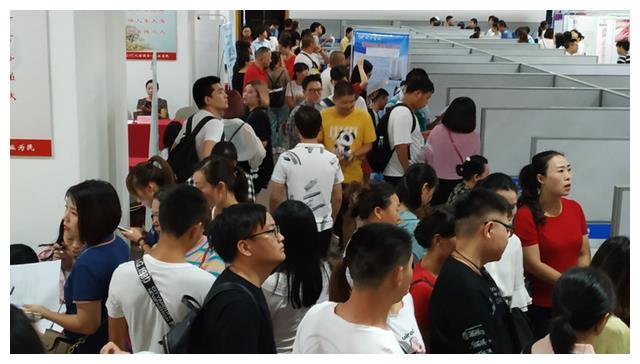 敢想,00后大学生认为毕业10年内会年入百万,但目标难度很大休闲区蓝鸢梦想 - Www.slyday.coM 敢想,00后大学生认为毕业10年内会年入百万,但目标难度很大休闲区蓝鸢梦想 - Www.slyday.coM